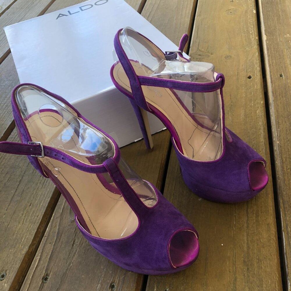 ALDO Detamble Purple Trim T-Strap Wrapped Platform Peep Toe Heel 6.5